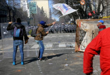 Los trabajadores del ARS no se rinden!