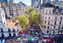 Derrotarlos en las calles y en las urnas