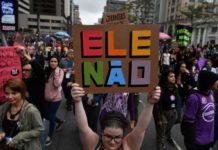 Brasil: El grito de #EleNão