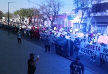 Organizaciones socialas marcharon al Ministerio de Desarrollo de GCABA