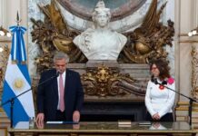 Ante la renuncia de Guzmán y la designación de Batakis