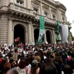 ¡El Bonaparte no se cierra!