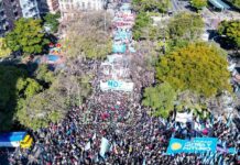 En Plaza de Mayo junto a Cristina y contra la proscripción